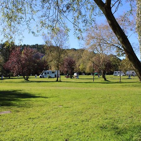Camping Playa Sauces Рибадеселья Экстерьер фото